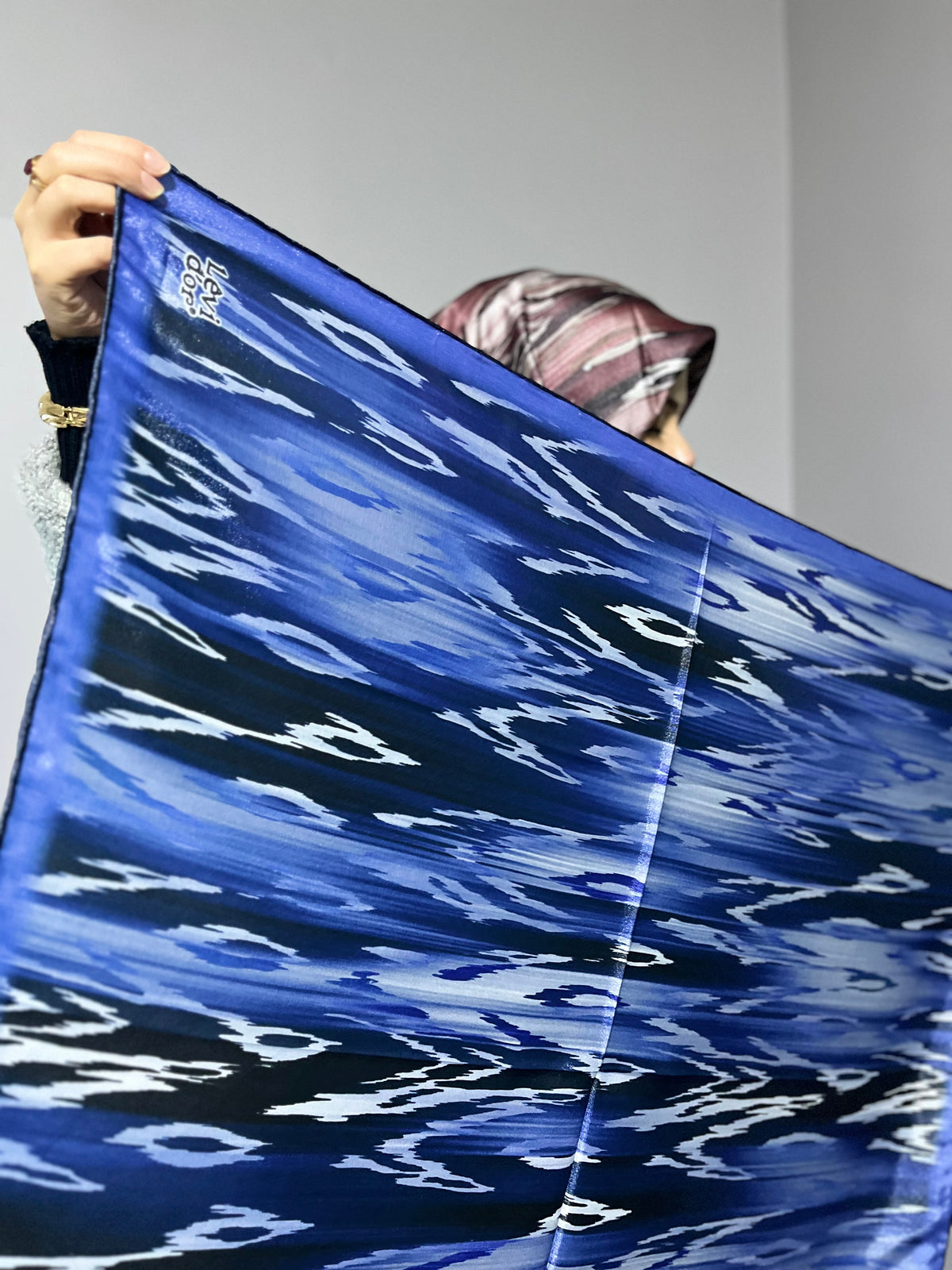 Levidor Kristal Eşarp